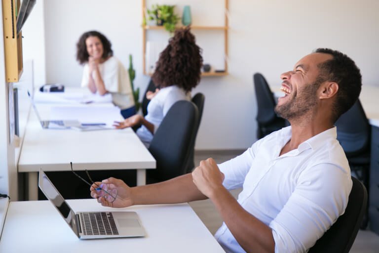 Maintaining a Clean and Healthy Workspace